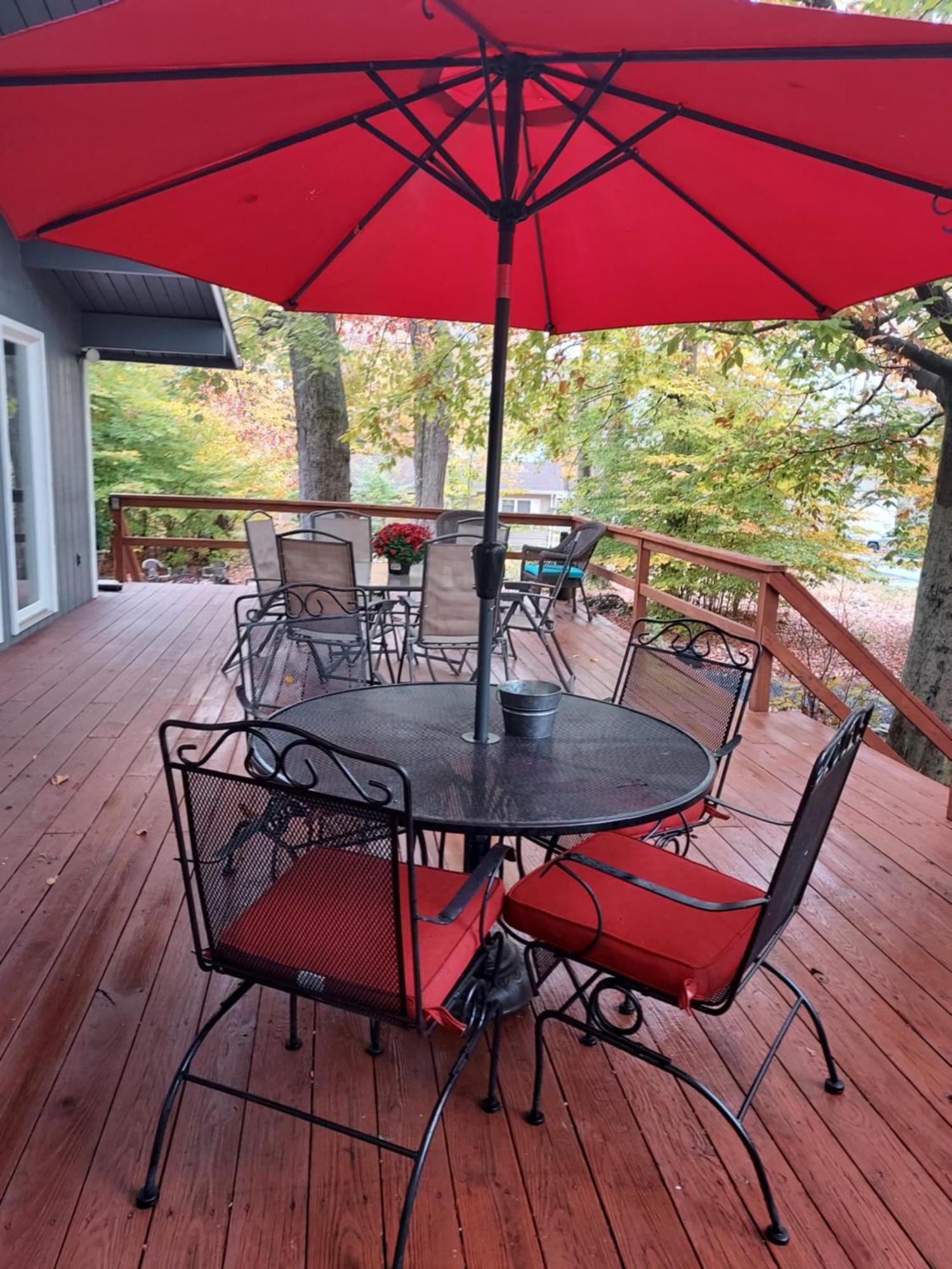 Chic And Stylish Home Hot Tub,4 Bedrooms, Game Movie Room, Firepit, Arcades, Playground On Site 2 Min Walk From Pool And Lake Tobyhanna Bagian luar foto