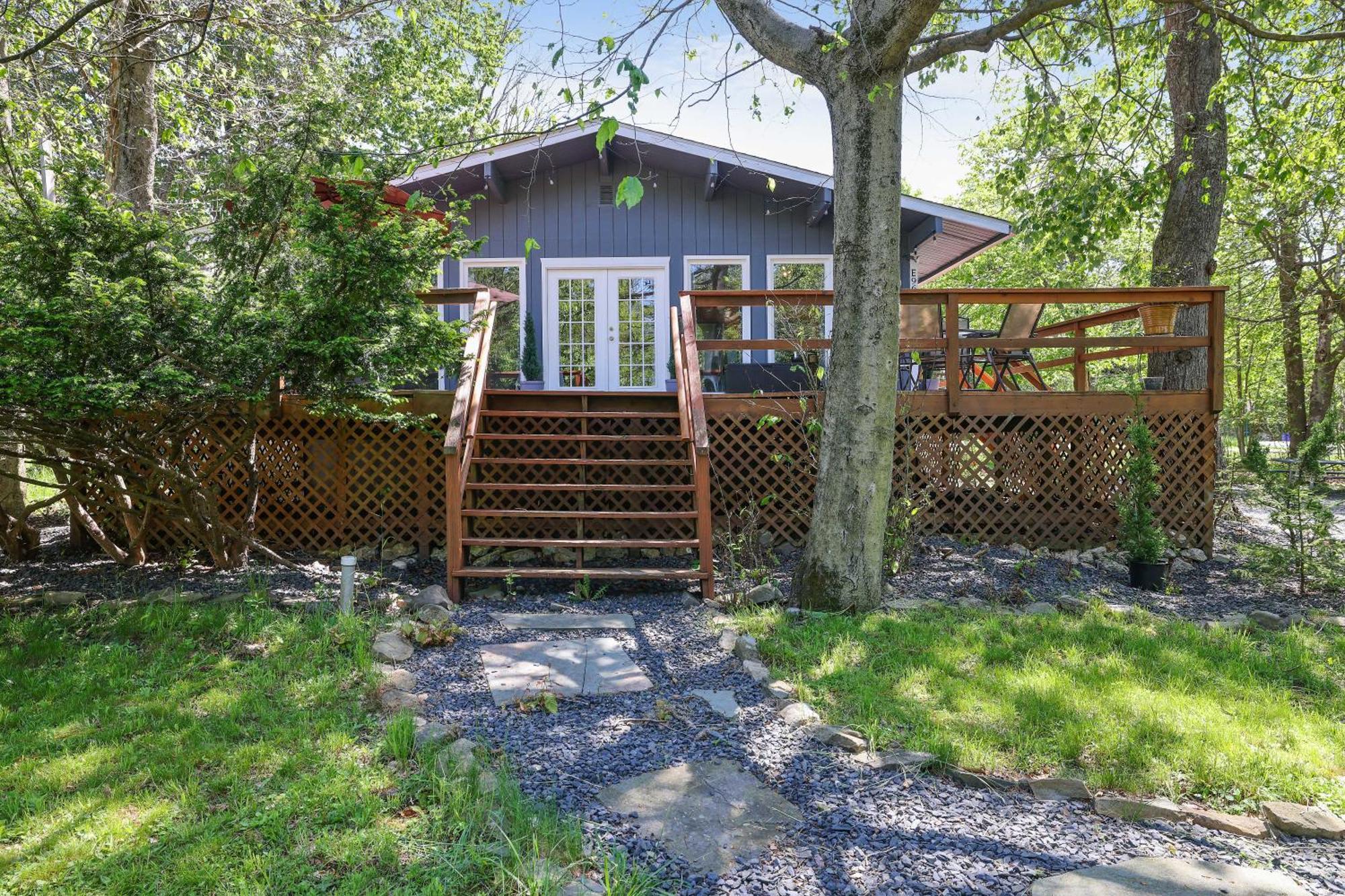 Chic And Stylish Home Hot Tub,4 Bedrooms, Game Movie Room, Firepit, Arcades, Playground On Site 2 Min Walk From Pool And Lake Tobyhanna Bagian luar foto
