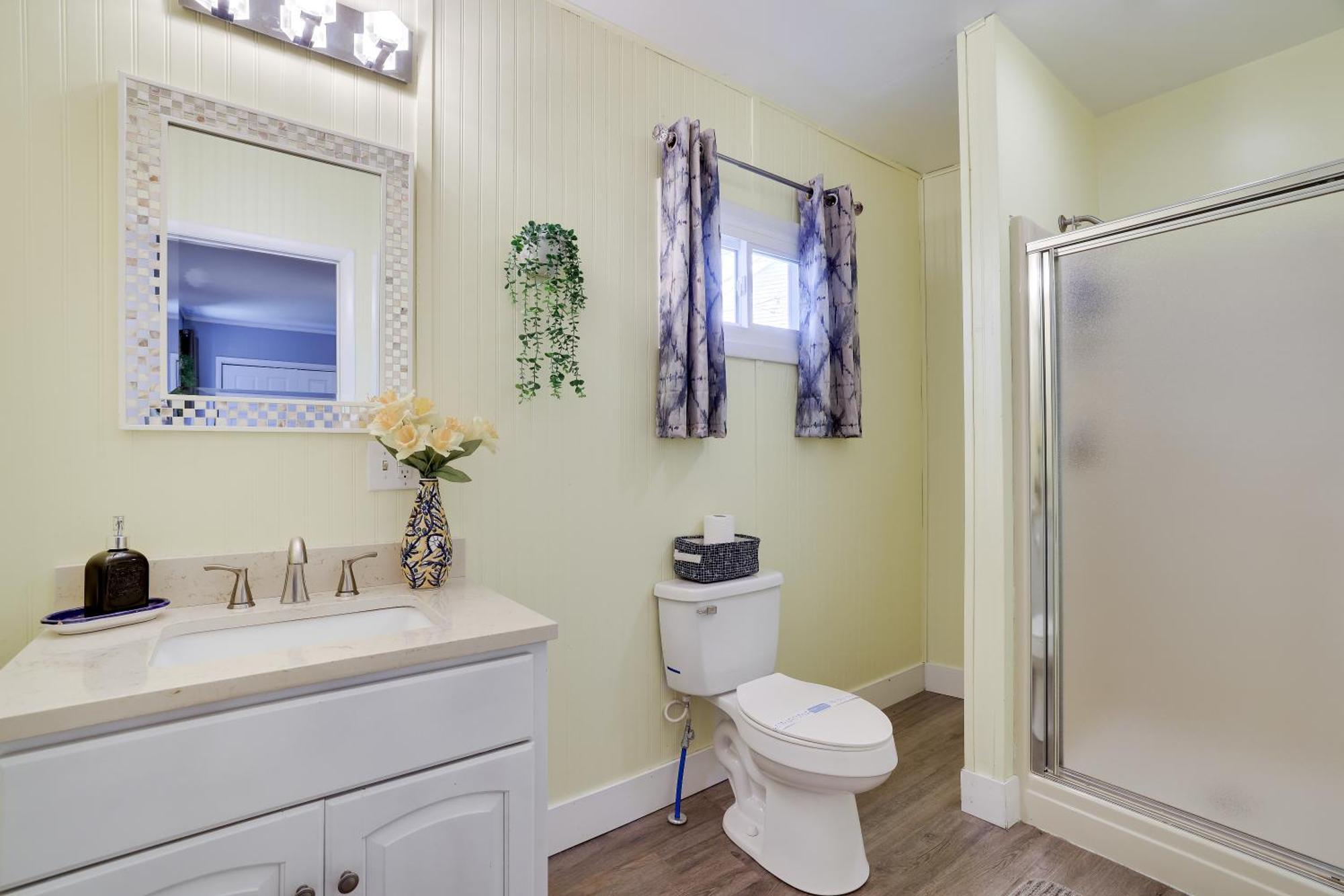 Chic And Stylish Home Hot Tub,4 Bedrooms, Game Movie Room, Firepit, Arcades, Playground On Site 2 Min Walk From Pool And Lake Tobyhanna Bagian luar foto