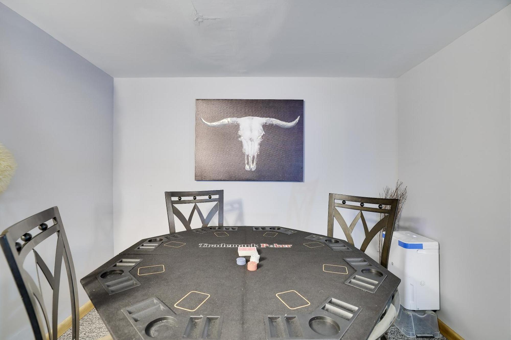 Chic And Stylish Home Hot Tub,4 Bedrooms, Game Movie Room, Firepit, Arcades, Playground On Site 2 Min Walk From Pool And Lake Tobyhanna Bagian luar foto